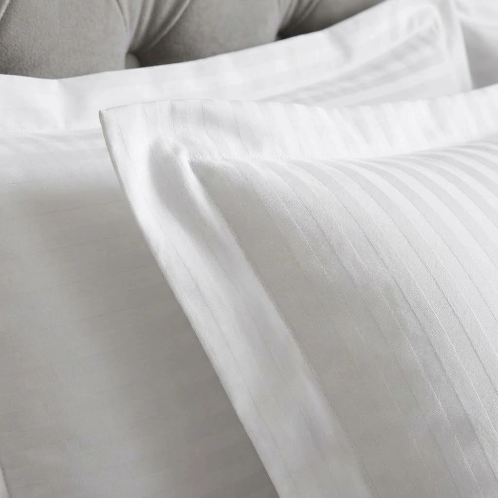 Pure Elegance Bed Set - Photo 3